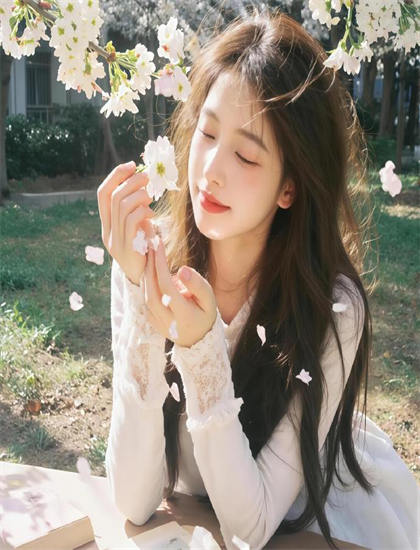 探索《我的老婆是地铁超人》的奥秘：隐藏细节与深层意义，提名影片